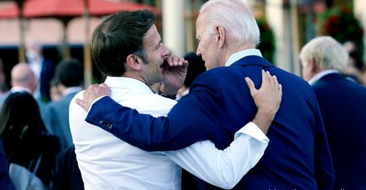 অ্যামেরিকায় রাষ্ট্রীয় সফরে এসেই  কড়া কথা শোনালেন ফ্রান্সের প্রেসিডেন্ট মাক্রোঁ